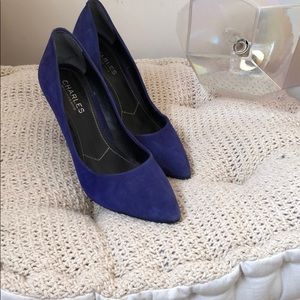 Charles by Charles David Blue Suede Pumps